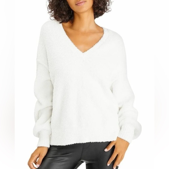 Sanctuary Plush Cream V Neck Dropped Shoulders Top pullover Sweater Size… - Picture 1 of 10